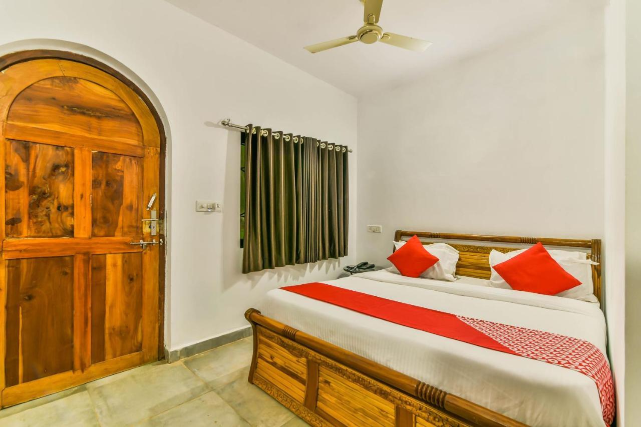 Collection O 15487 Ashoka King Hotel Mandrem Luaran gambar